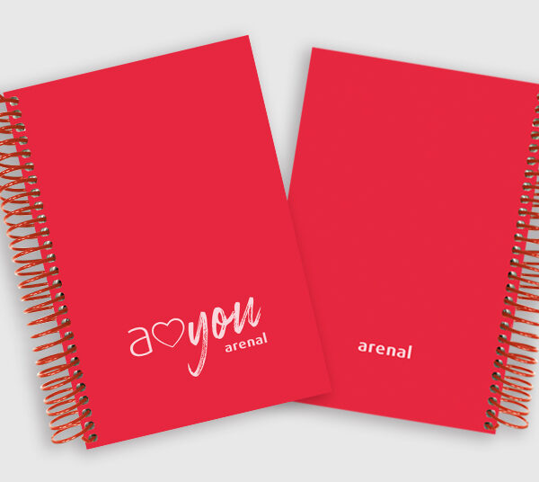 Cuaderno en espiral para Perfumerias Arenal. Los interiores se encuentran personalizados con marca de agua.